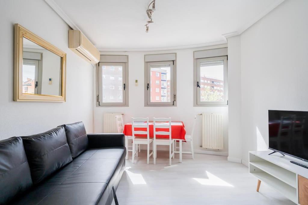 Cozy Family Tetuan/estrecho B.m7 Apartamento Madrid